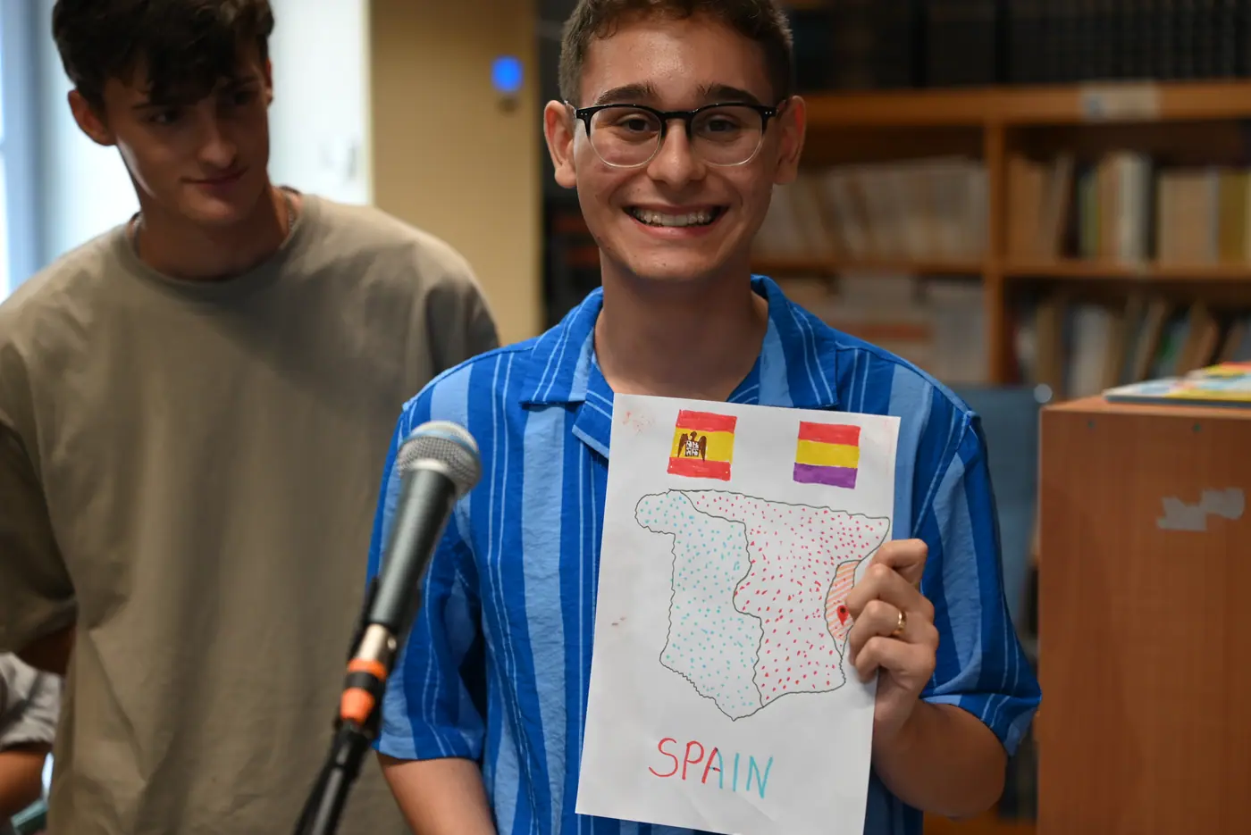Day 2 at the Lavrio Municipal Library, during the hand-drawn diagrams and the team presentations. Photo 35 of 38.
