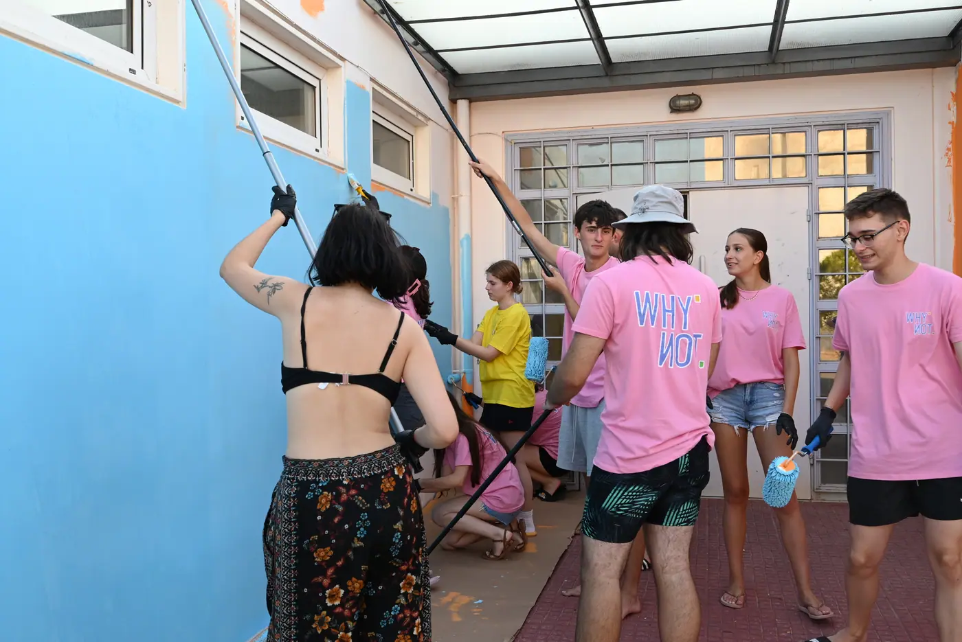 Day 3 at the Lavrio Municipal Library, where teams sketched and planned their heritage websites. Photo 29 of 32.