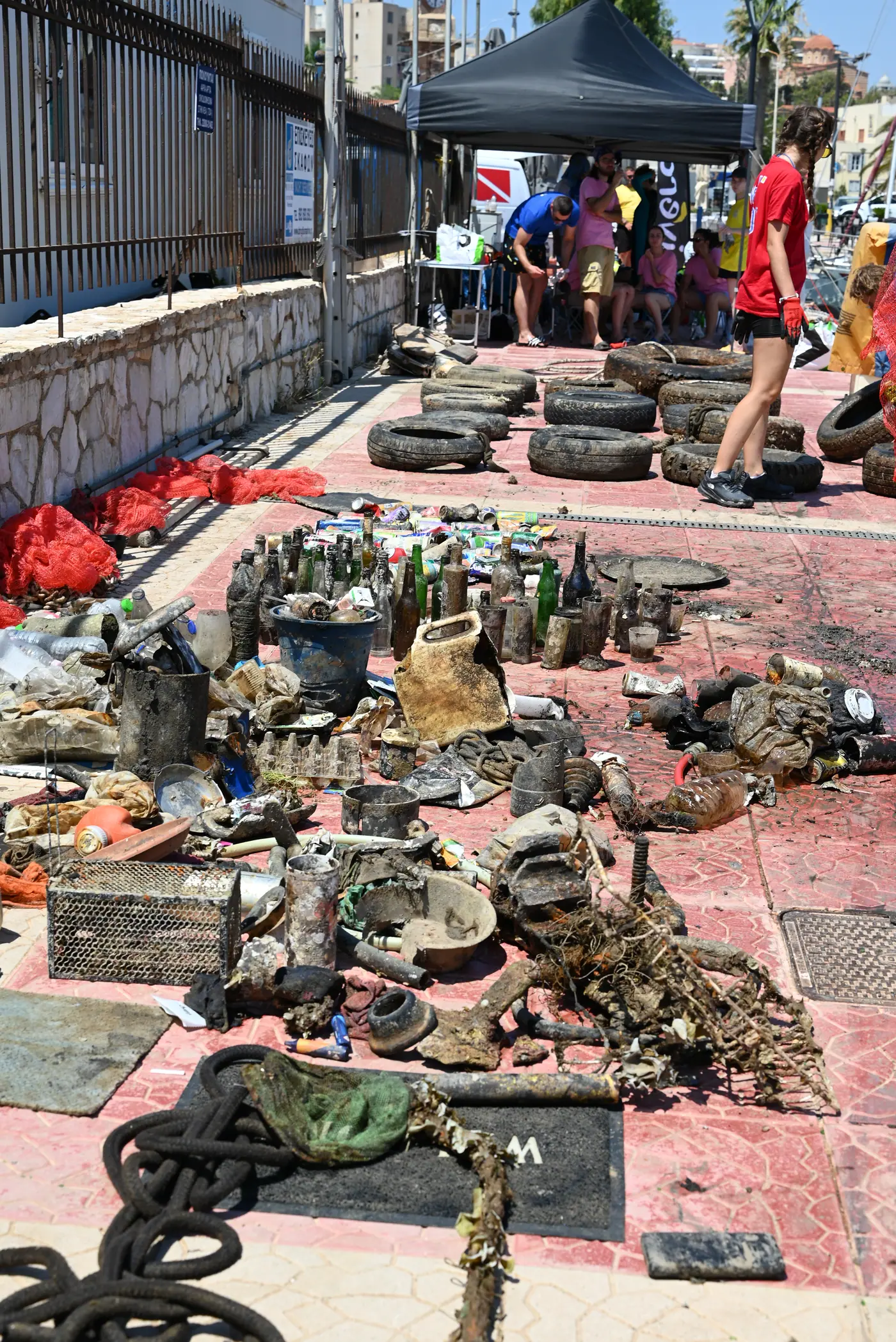 Day 9 at the Port of Lavrio, where participants supported the eleven volunteer divers. Photo 18 of 43.