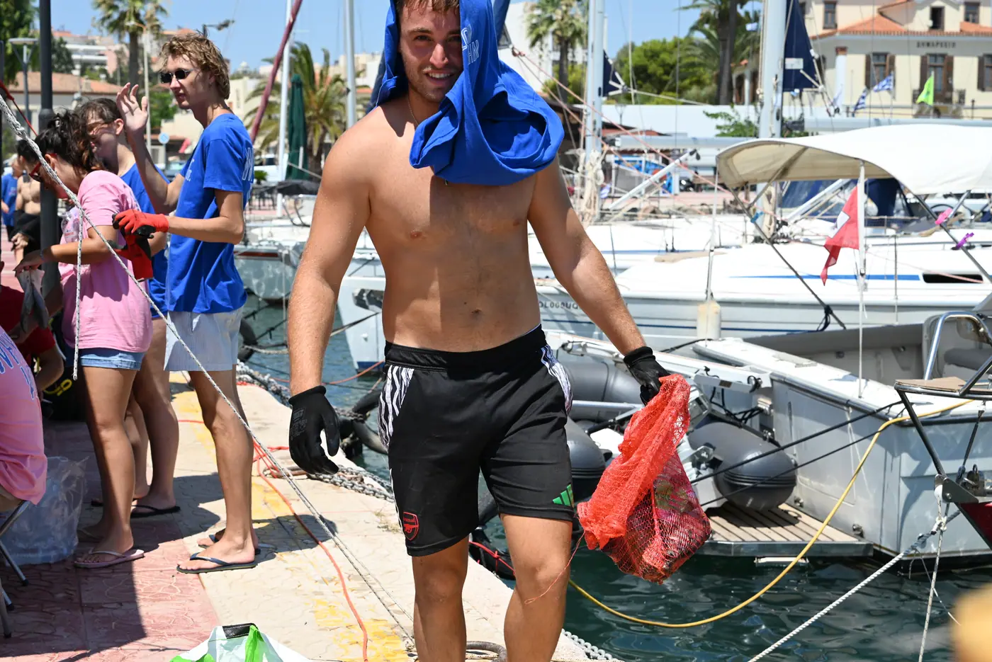Day 9 at the Port of Lavrio, where participants supported the eleven volunteer divers. Photo 26 of 43.